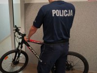 Odzyskany przez policjantów rower.