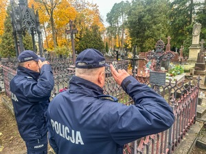 Z okazji wszystkich świętych uczcili pamięć funkcjonariuszy Policji Państwowej