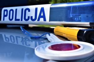 Tarcza do zatrzymywania pojazdów i alkometr